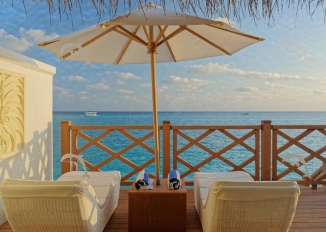 Angaga Island Resort & Spa