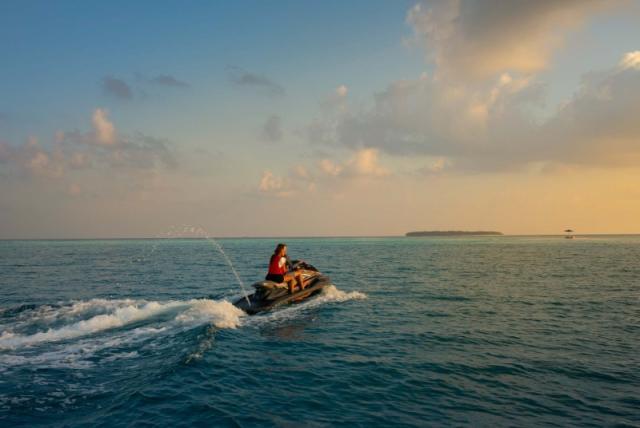 Emerald Faarufushi Resort & Spa