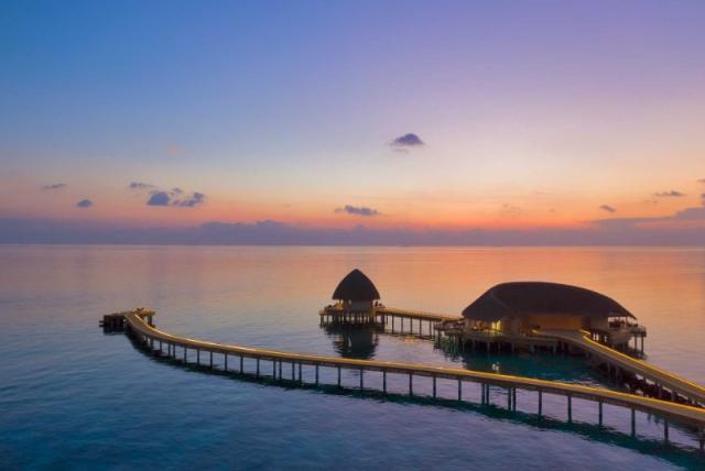 Emerald Faarufushi Resort & Spa
