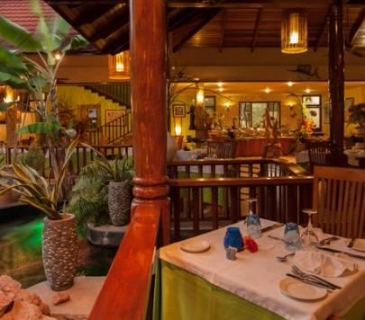 le dauphin restaurant-1.jpg