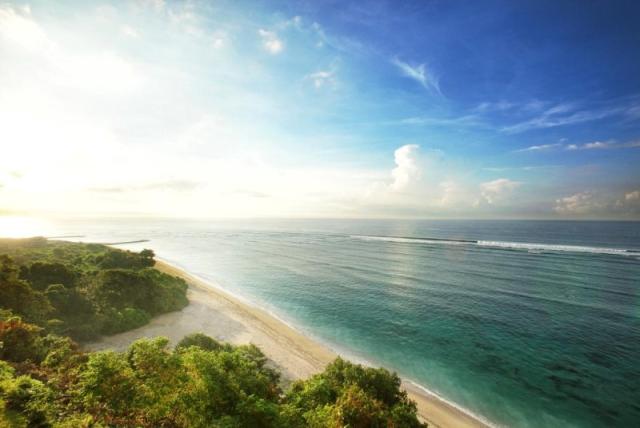 SAMABE - Private Beach.jpg