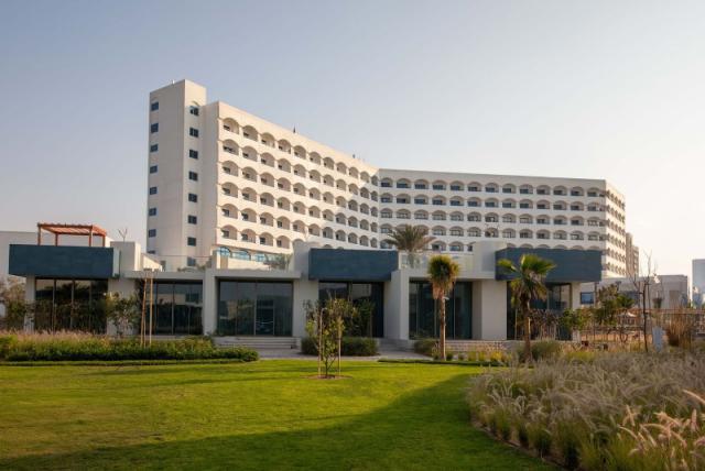 Ajman Hotel