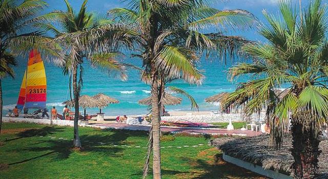Lou Lou'a Beach Resort