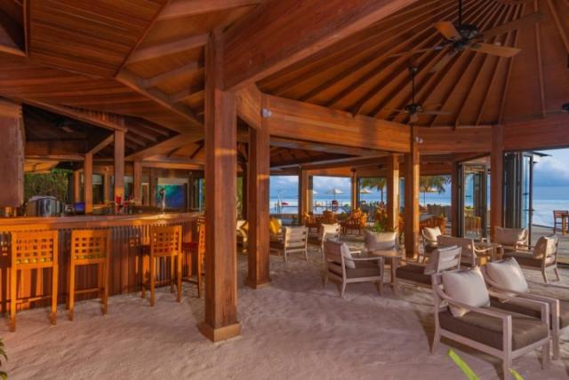 Dhigufaru Island Resort