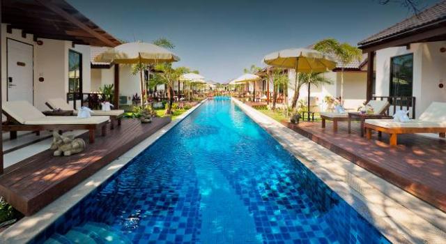 pinnacle grand 10.jpg