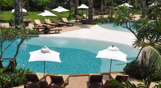 Ravindra Beach Resort & Spa