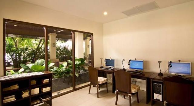 Ravindra Beach Resort & Spa