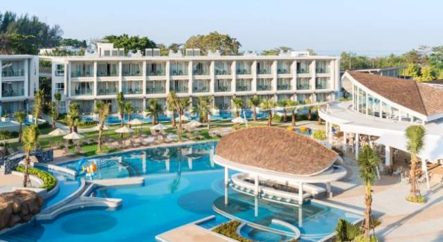 The Sands Khao Lak by Katathani