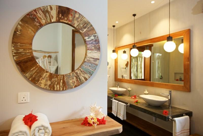 Les Lauriers Eco Hotel & Restaurant