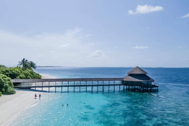 Reethi Faru Resort