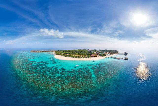 Reethi Faru Resort