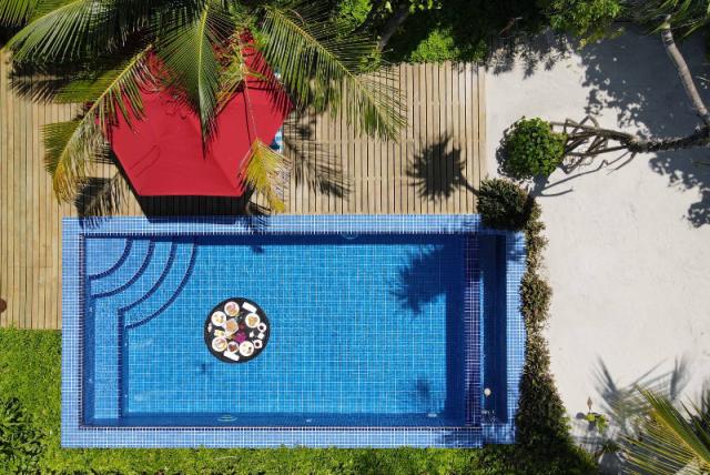 Reethi Faru Resort