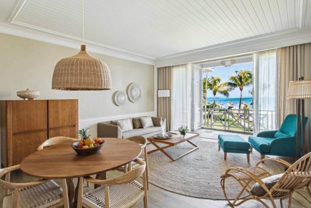 SENIOR SUITE SEA VIEW(1).jpg