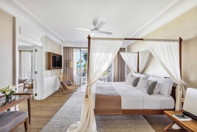 SENIOR SUITE SEA VIEW.jpg