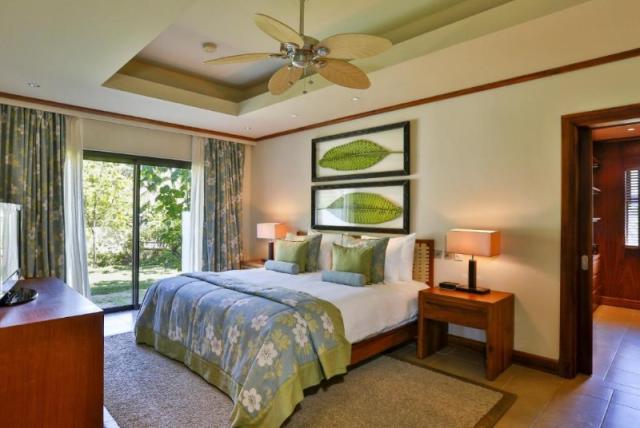 Anahita Resort