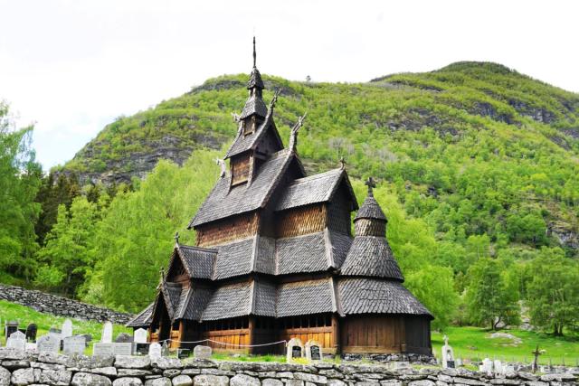 Kostel v Borgundu