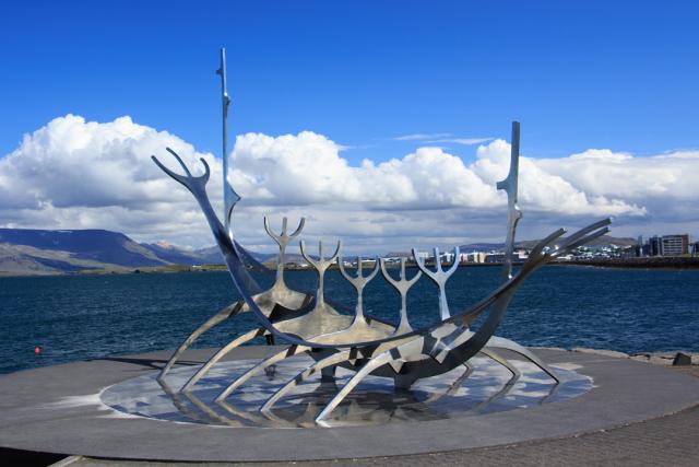 Reykjavik- Sluneční koráb
