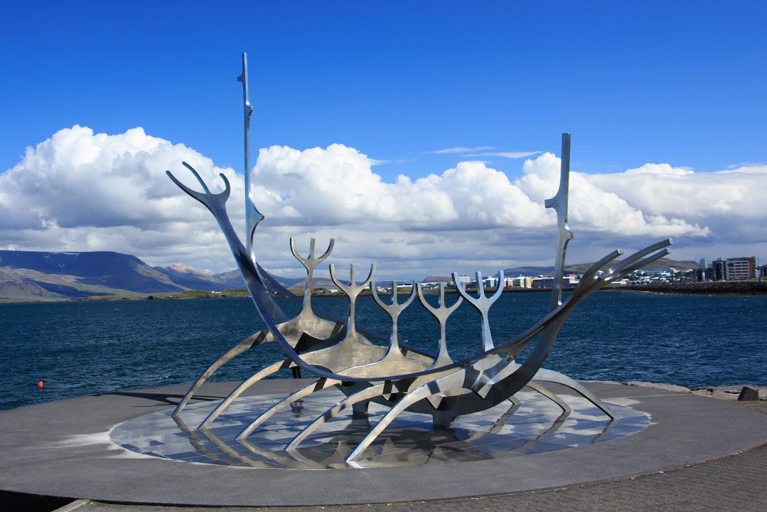 Reykjavik- Sluneční koráb