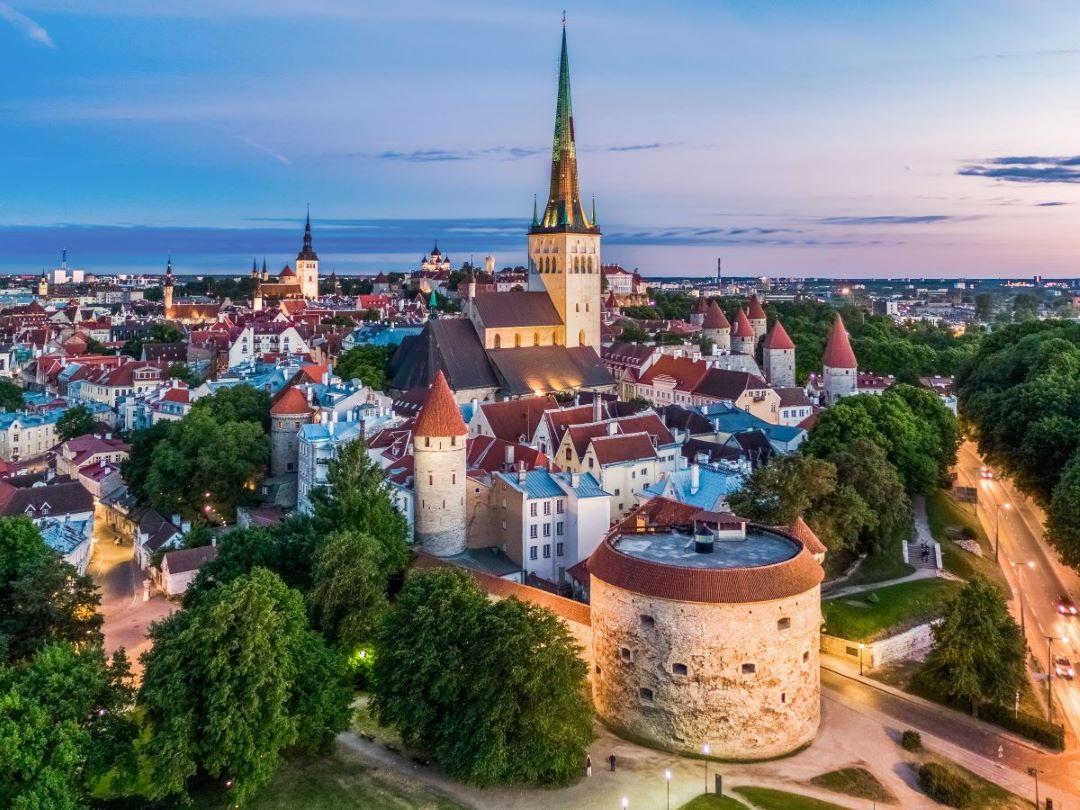 Pobaltí - Zářijový Nebo Májový Eurovíkend