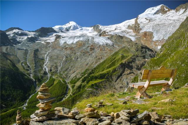 Pohodový týden v Alpách - Saas Fee - švýcarská perla v zajetí čtyřtisícovek s kartou