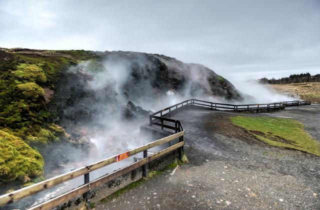 termální pramen DEILDARTUNGUHVER - Island