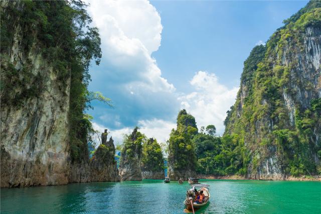 shutterstock_465572018_Khao_Sok_2