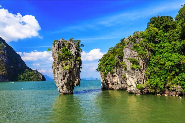 shutterstock_369070397_Phang_Nga_Ostrov_Jamese_Bonda