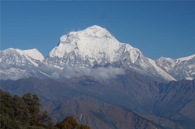 Dhaulágirí (8 167 m) při pohledu z nejvyššího bodu našeho putov