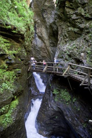 Rakousko_PTA_Grossglockner_dreamstime_xl_39711313