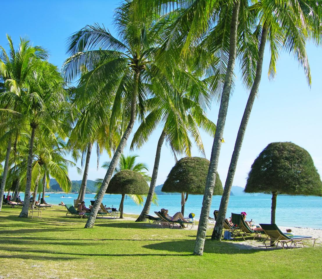 Malajsie - pláž Langkawi Cenang