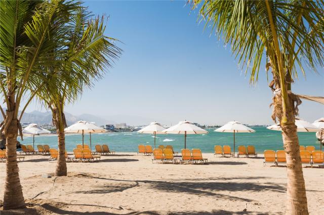 crowne-plaza-muscat-5782772765-3x2