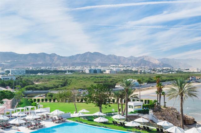 crowne-plaza-muscat-6385519841-3x2
