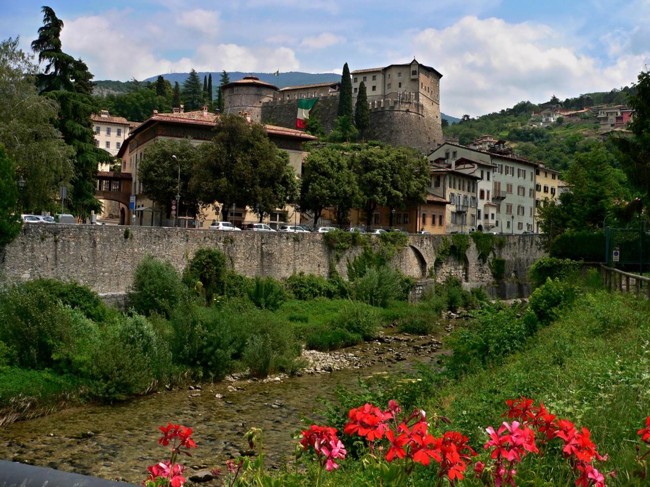 via claudia_Italie_Rovereta_27892022