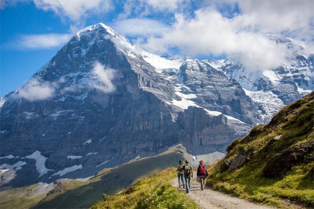 pohodová turistika v Bernských Alpách