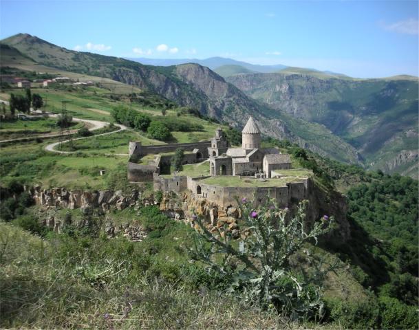 Armenie_planiny_klastery_a_hory_Armenie_03.tif