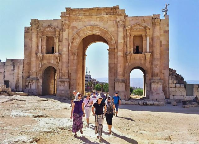 Starobylý JERASH s antickými skvosty