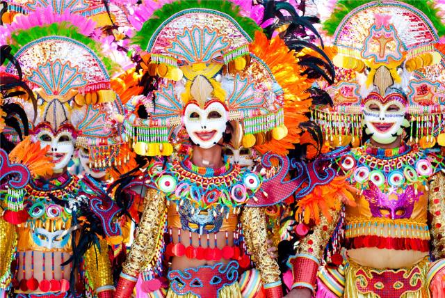 Filipíny - město Bacolod,festival Masscara