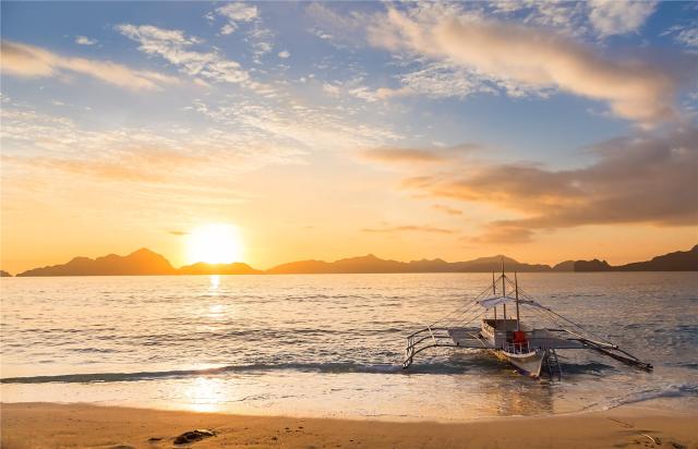 Filipíny - ostrov Palawan, pláž El Nido