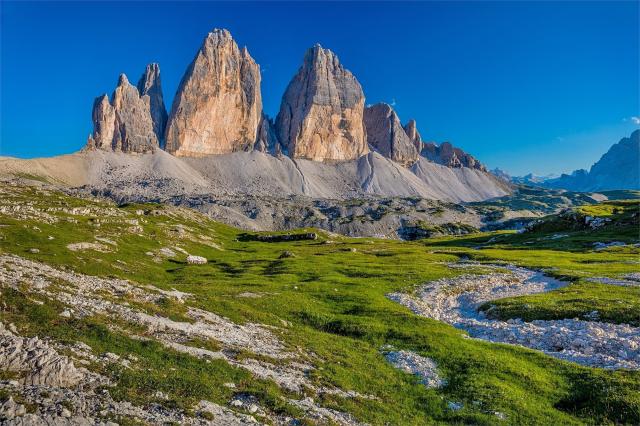 Zahrada Dolomit - Itálie