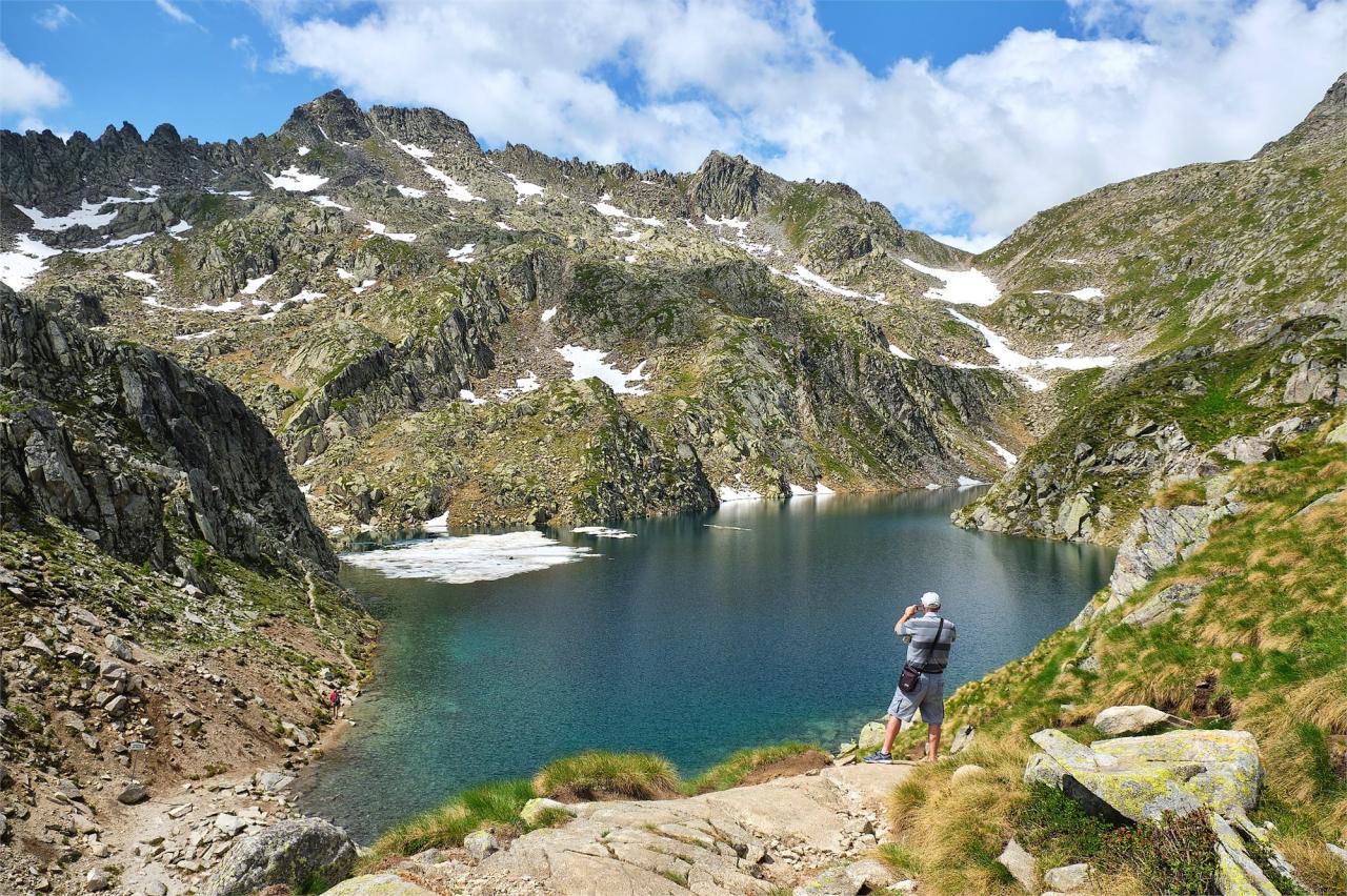 PTA_Brenta s jezerem-shutterstock_1467968429-w