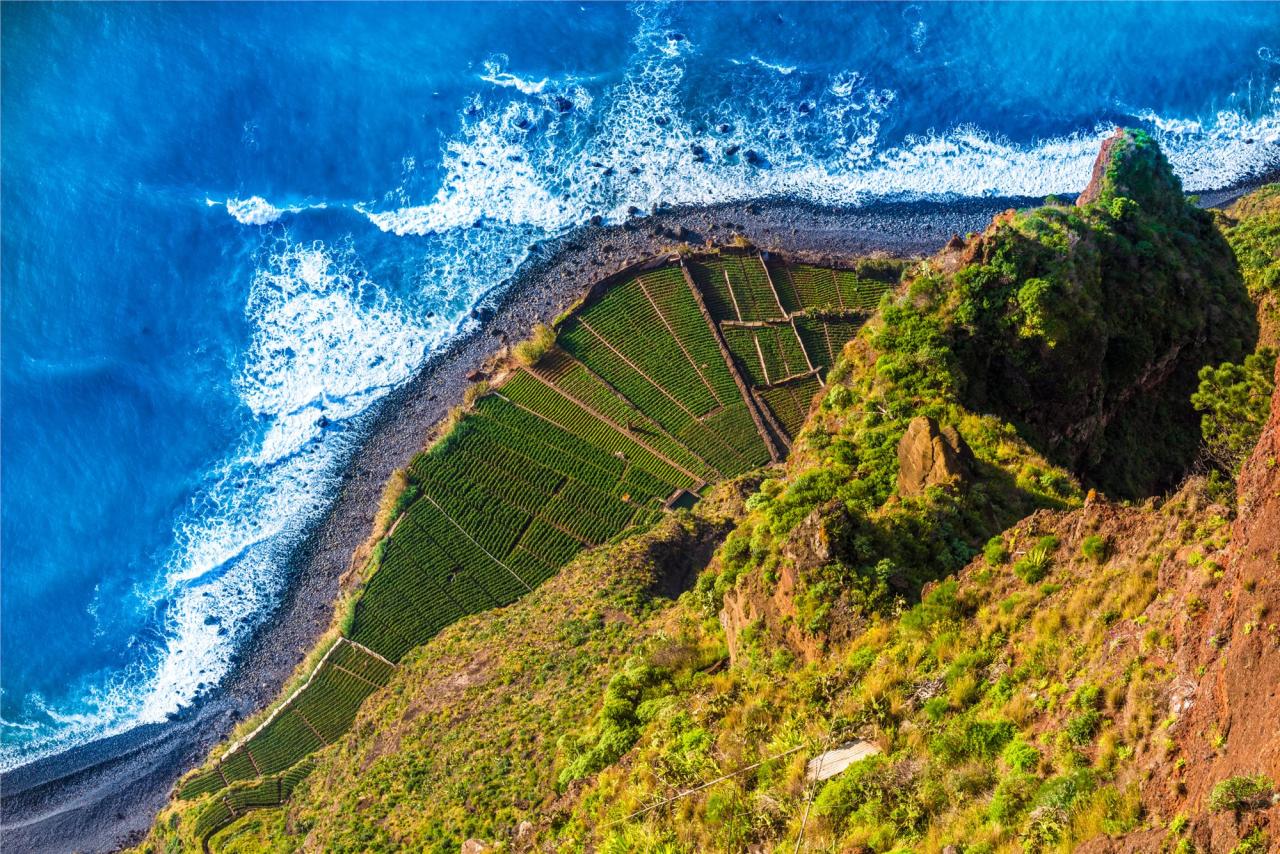 Madeira, útesy Cabo Girao