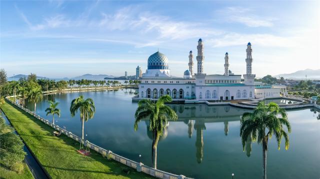 plovoucí mešita v Kota Kinabalu city - Sabah - Borneo