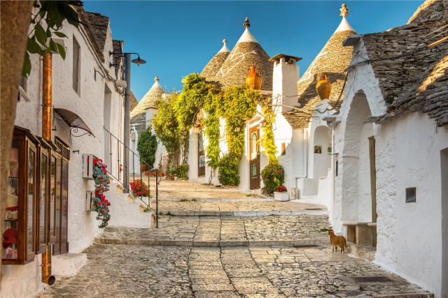 Apulie_shutterstock_739912528