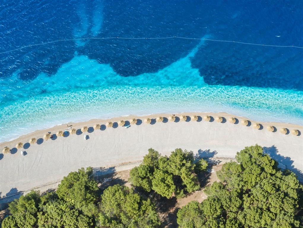 Hotel ZORA, Primošten - pláž
