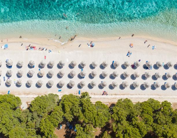 Hotel ZORA, Primošten - pláž