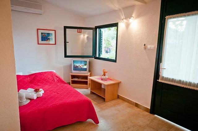 dvoulůžková ložnice, denní místnost - typ APT. 2+2(+1)