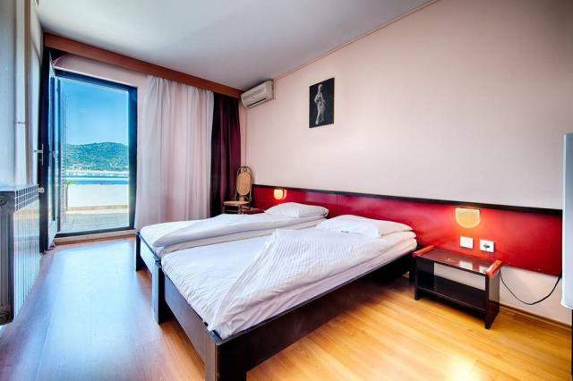 Hotel ISSA, Chorvatsko - Ostrov Vis - Vis, zobrazení vybavení u