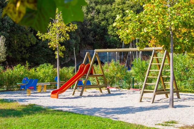 Mobilní domky RABAC s polopenzí - kemp Oliva, Rabac