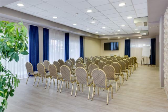 Hotel PINIJA, Petrčane