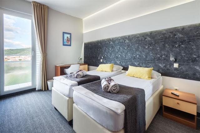 Hotel PUNTA, Chorvatsko - Severní Dalmácie - Vodice, zobrazení 